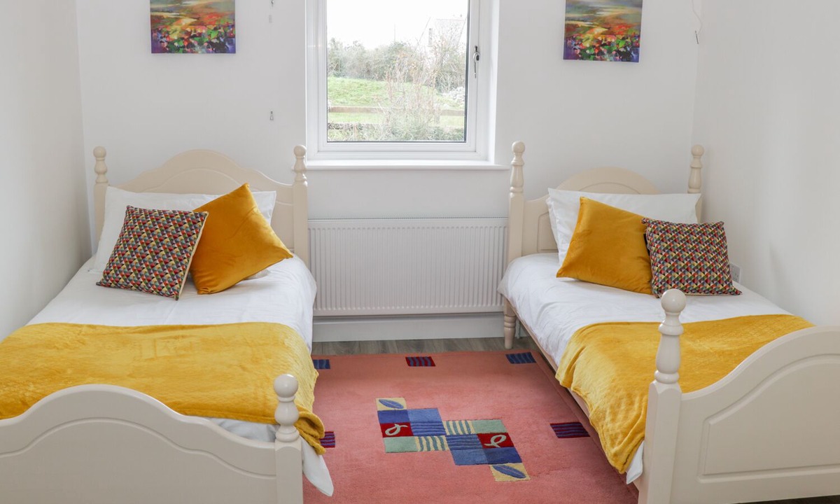 Sligo Cottage | River Dale