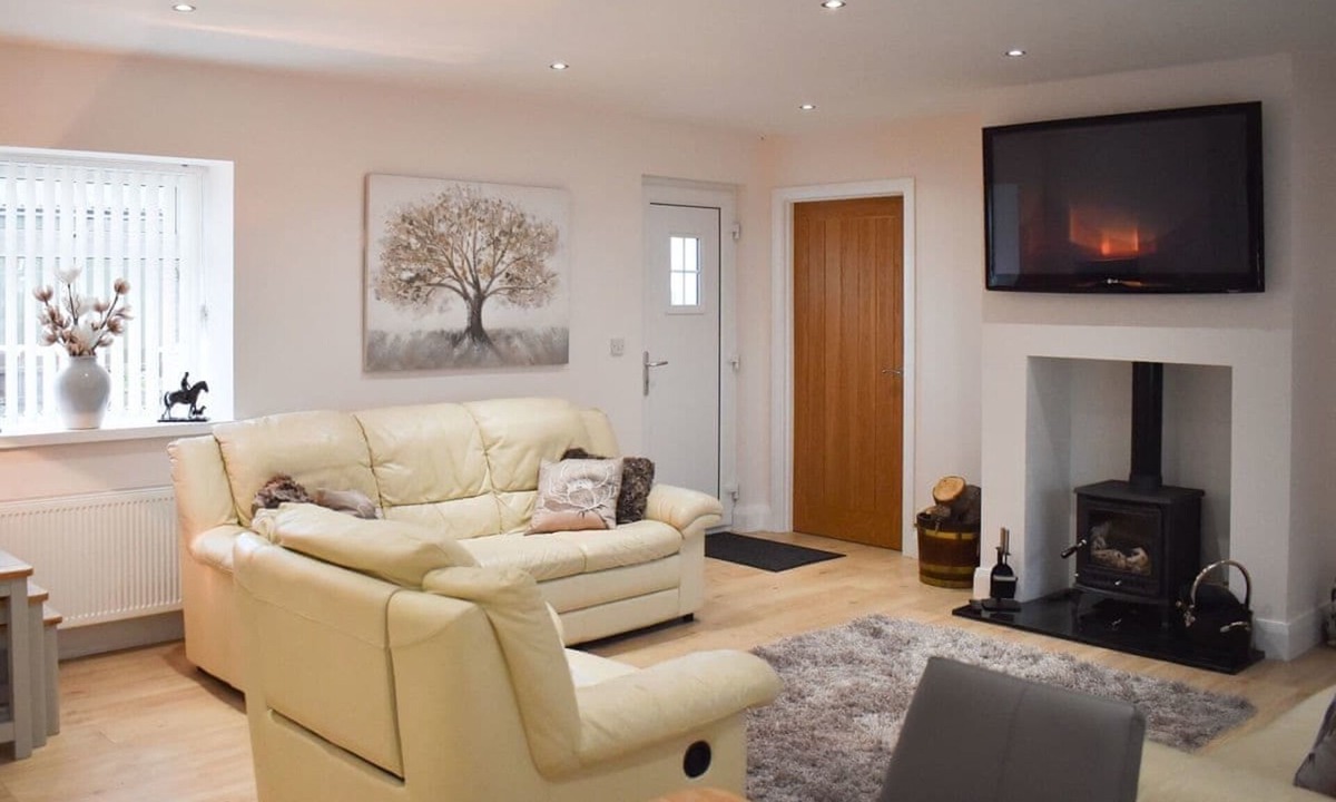 Donaghadee Cottage | Rose Cottage Captivating 1-bed Cottage in Bangor