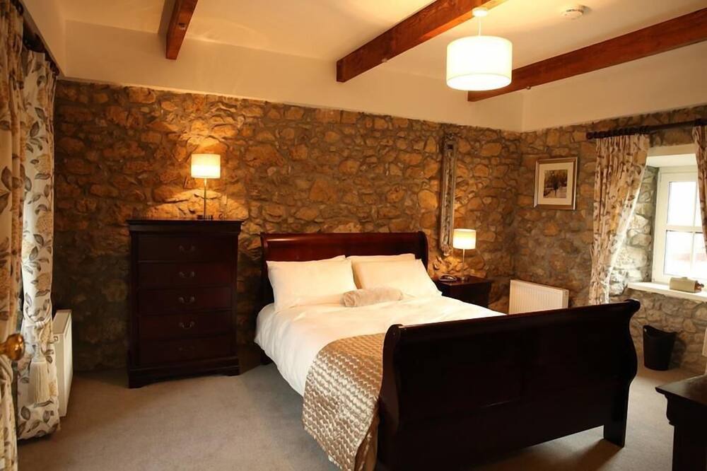 Puckaun Cottage | An area of outstanding natural beauty, child and pet friendly , very private!