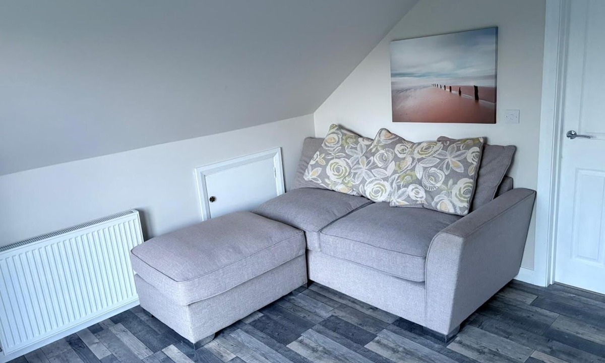 Lisburn Apartment | Lisburn - 1 Bedroom - Sleeps 2 - Street Parking