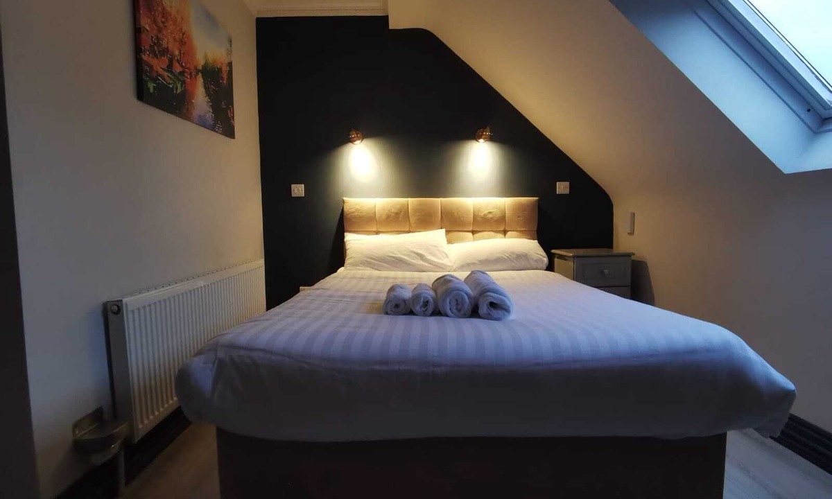 Mallow Bed & Breakfast | N20 Inn Hotel