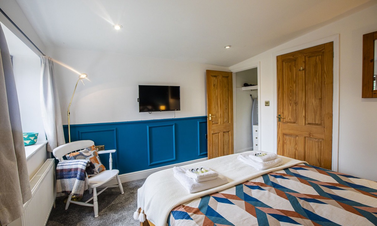 Preston Cottage | The Carriage House a Relaxing 1-bed Cottage in Ash