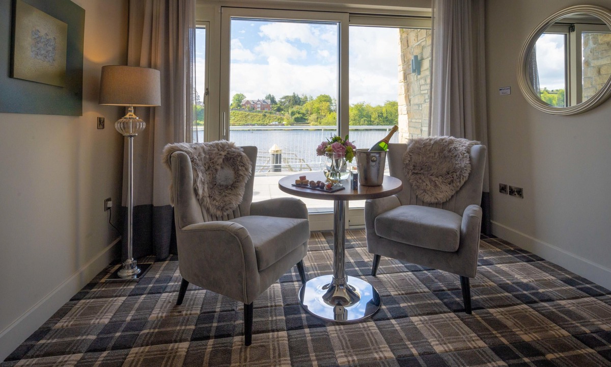 Ballina Hotel | The Lakeside Hotel & Leisure Centre