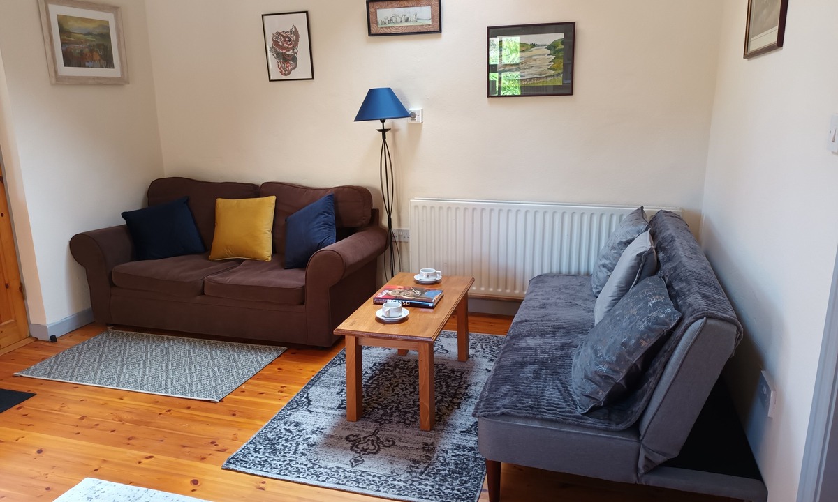 Leap Cottage | Sea view 1-Bed Cottage with private garden