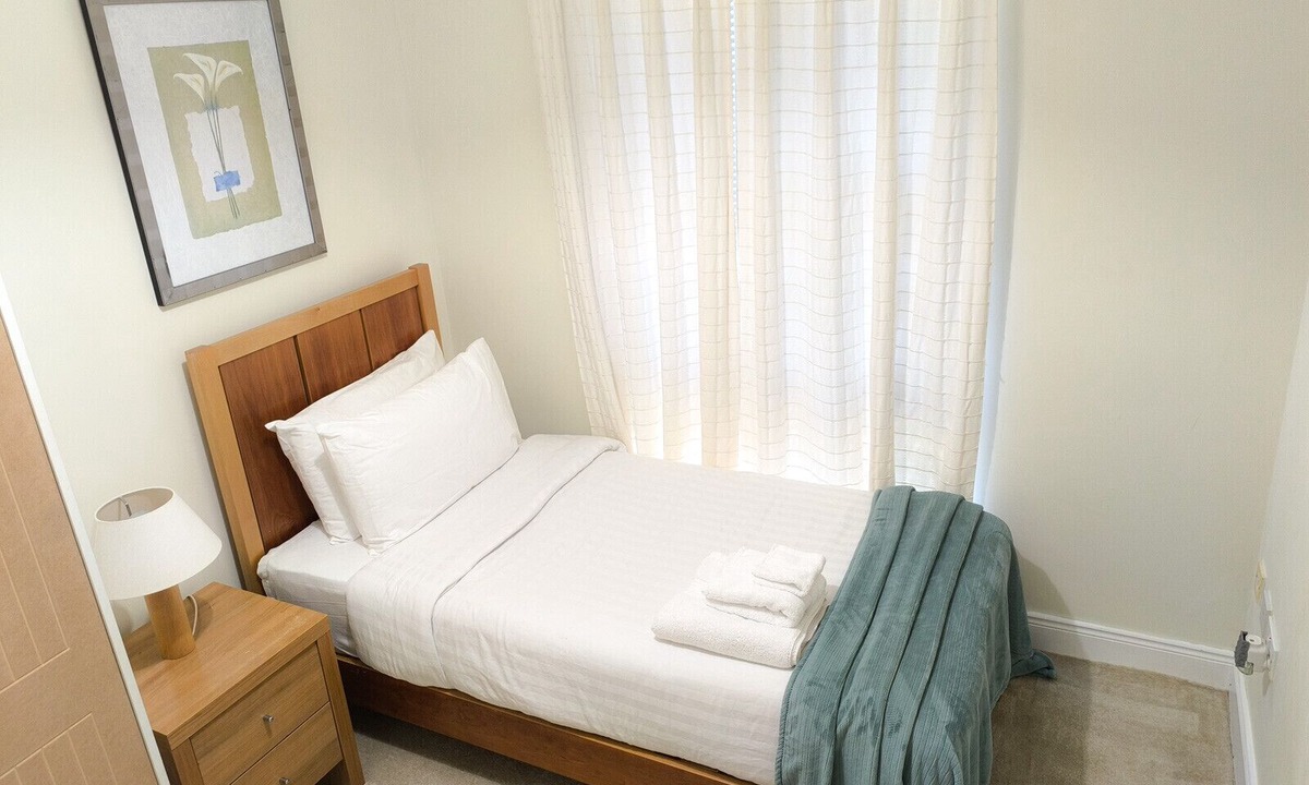 Swords Condo | Heyward Mews Holiday Homes (Sleeps 5)