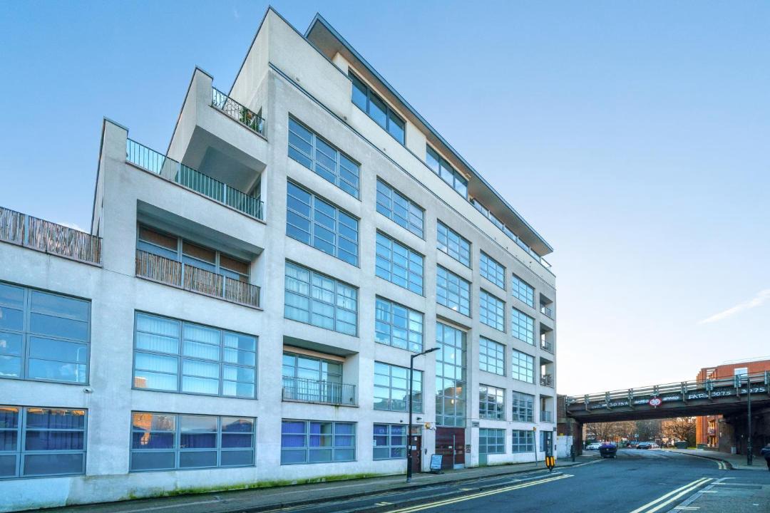 Camberwell Green Apartment | Modern London 1 Bedroom Apartment Camberwell, Oval & Elephant & Castle