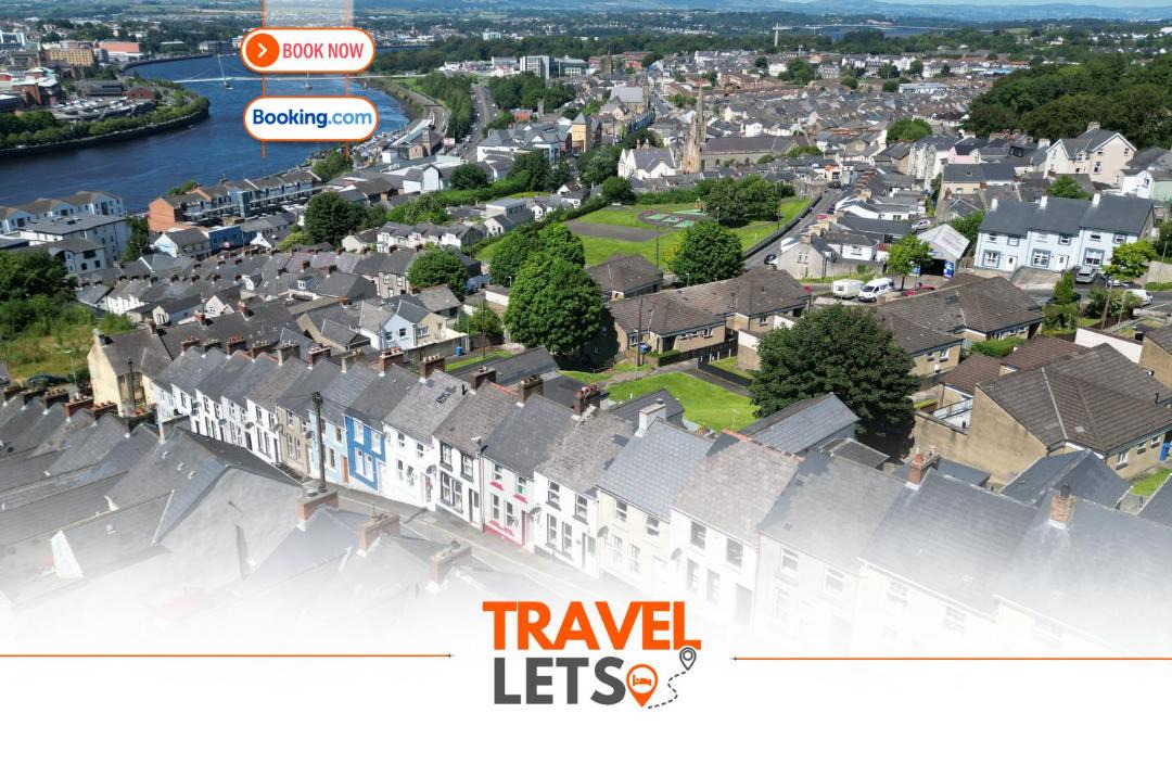 Londonderry House | 3 Bedroom Foyle View House By Travel Lets Short Term Rental Agency Derry City