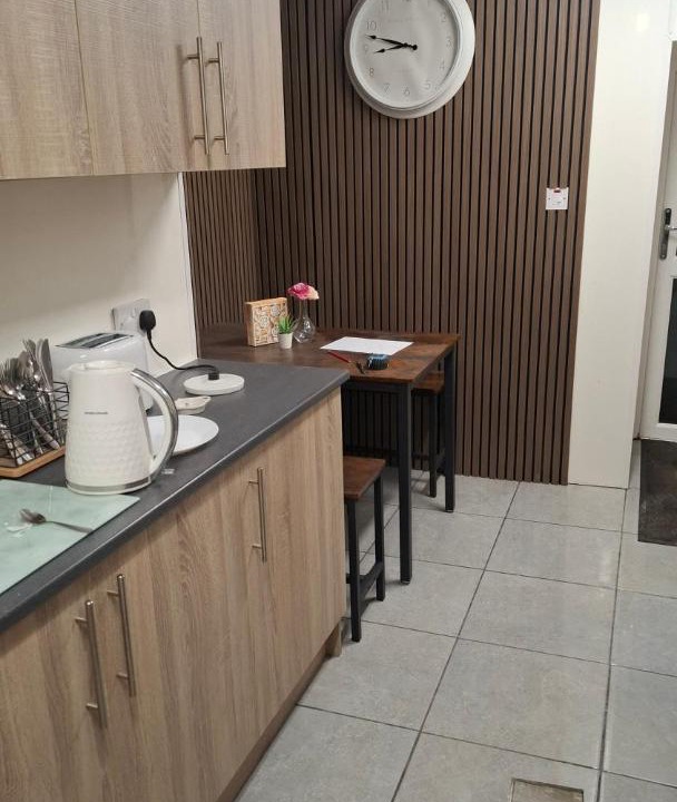 Daingean Apartment | Apartment 1 at Busy Bee