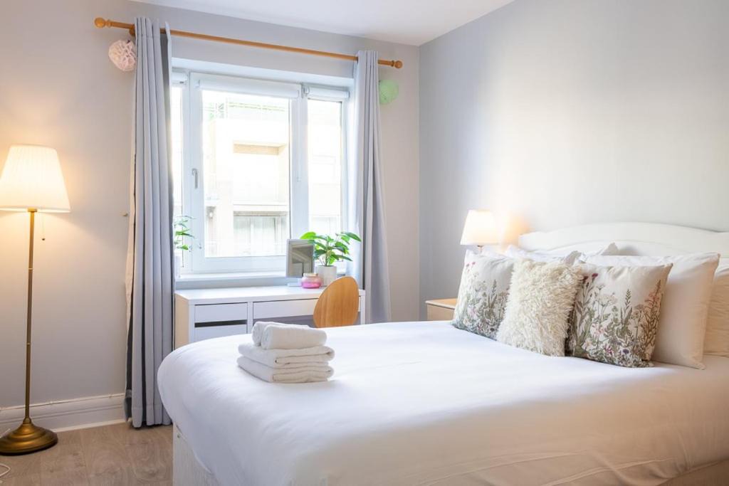 City Centre Dublin Apartment | GuestReady - Stylish Living in Central Dublin
