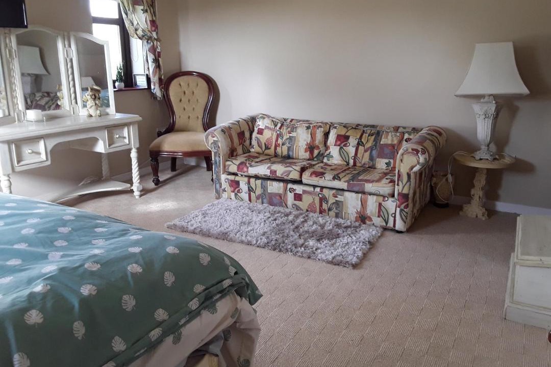 Emyvale Bed & Breakfast | Grangeview House B&B