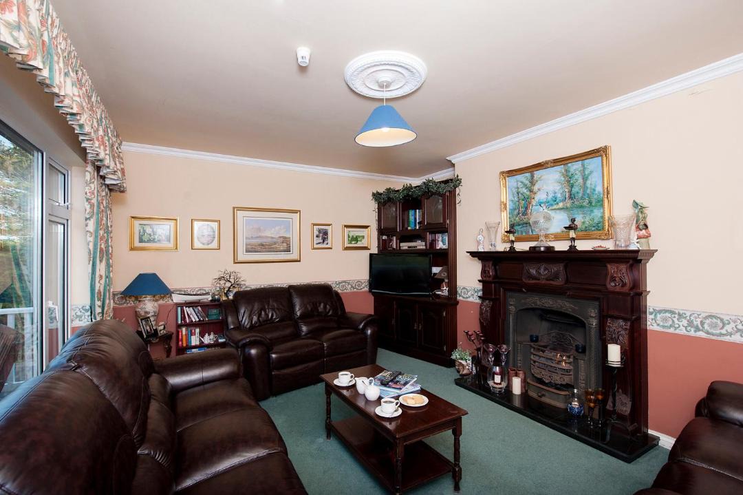 Oughterard Bed & Breakfast | The Waterfront House Country Home