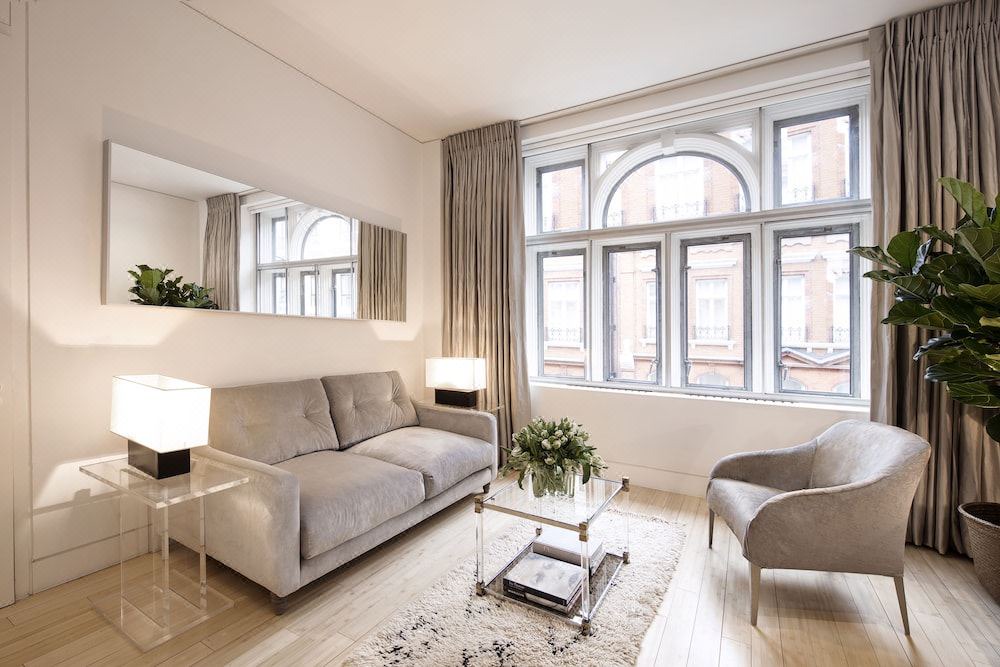 Photo of Livingroom in Mayfair