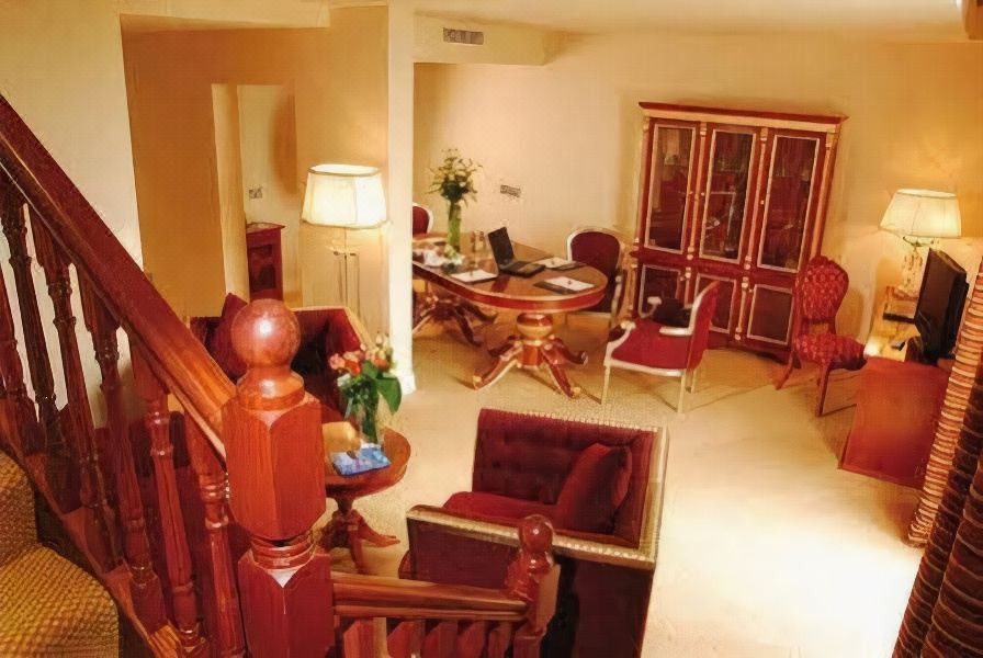 Photo of Livingroom in Trim