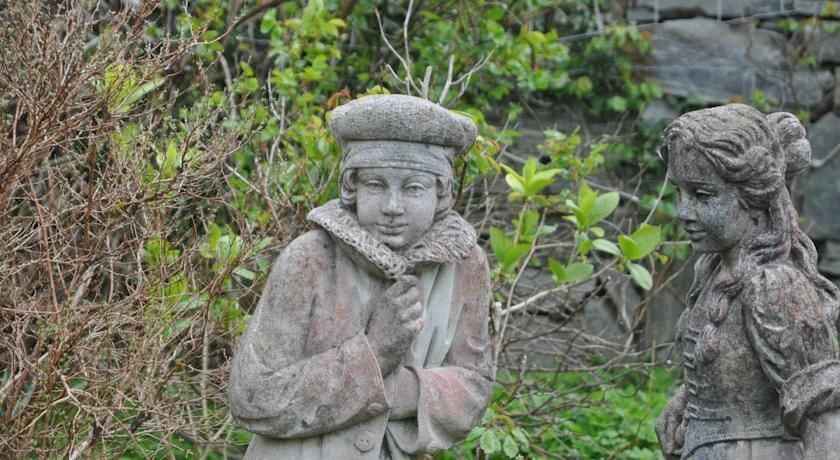 Photo of Others in Cashel