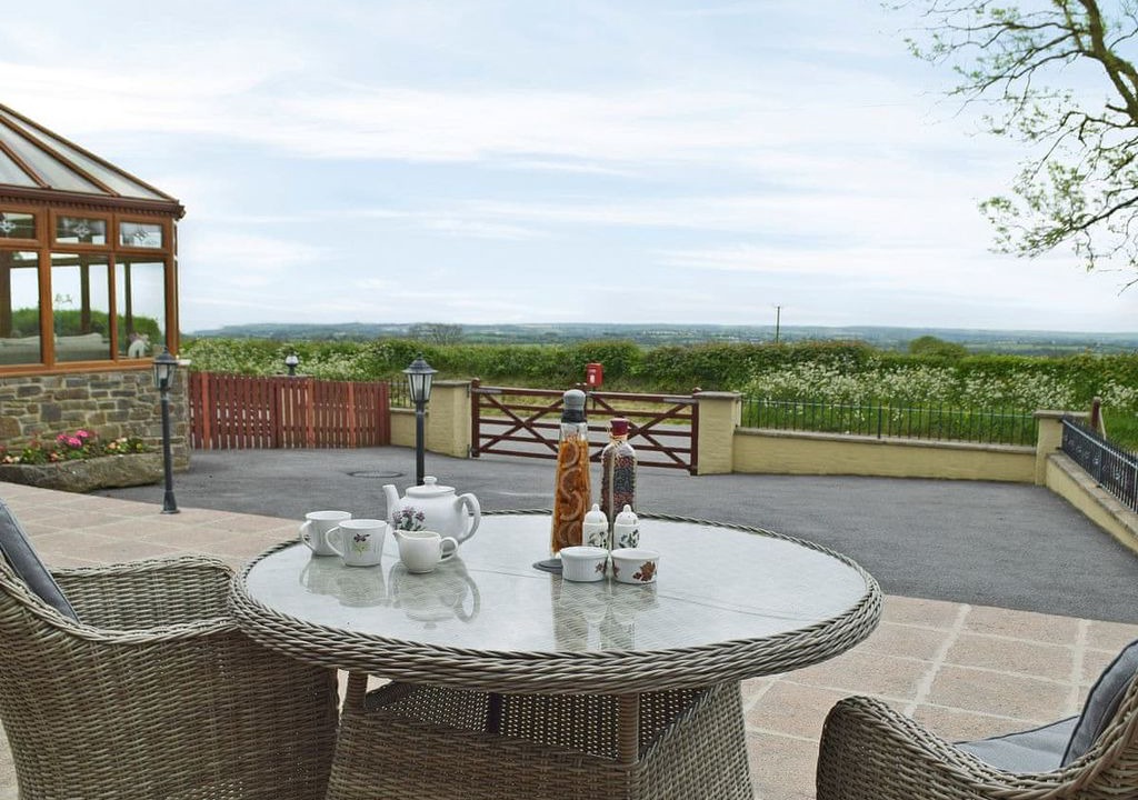 Photo of Patio Balcony in Ludchurch