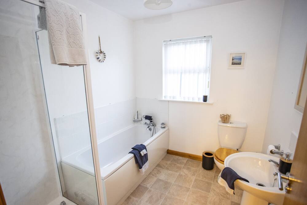 Photo of Bathroom in Ballybogy
