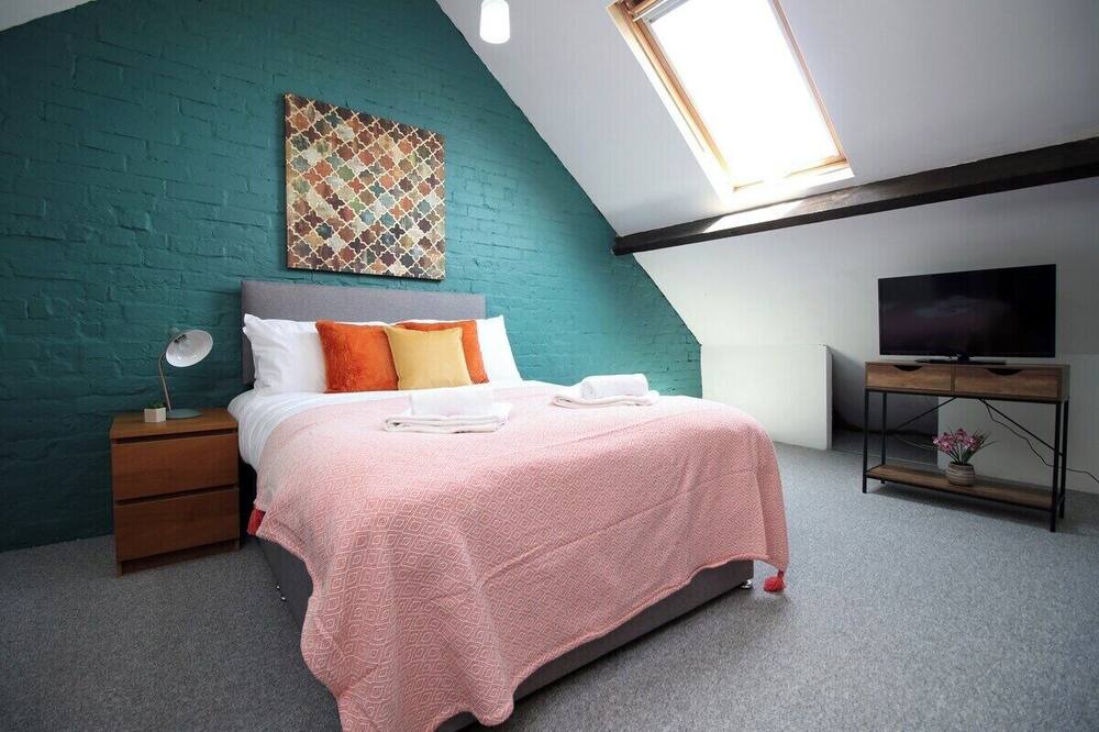 Photo of Bedroom in Newport