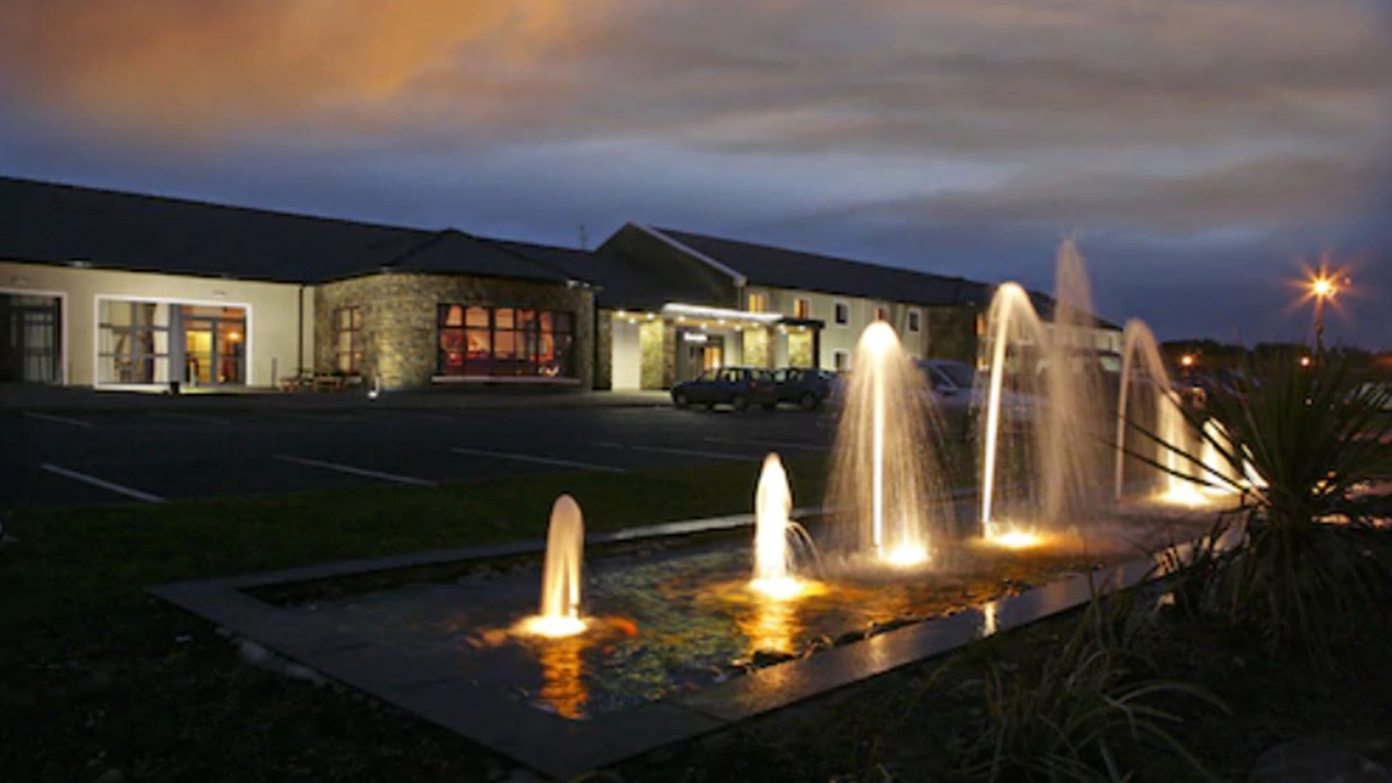 Photo of Buildings in Belmullet