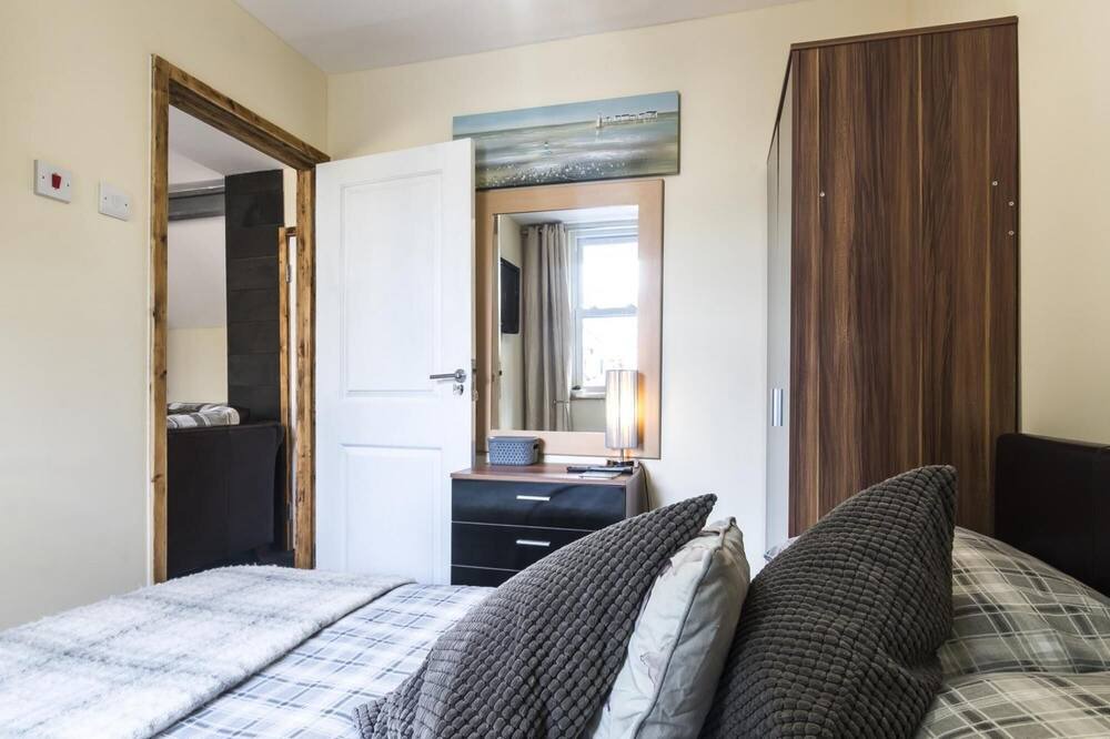 Photo of Bedroom in Llanteg