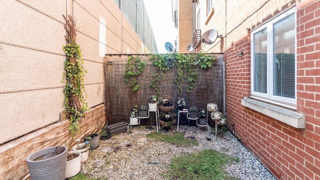 Photo of Patio Balcony in Abbey Wood