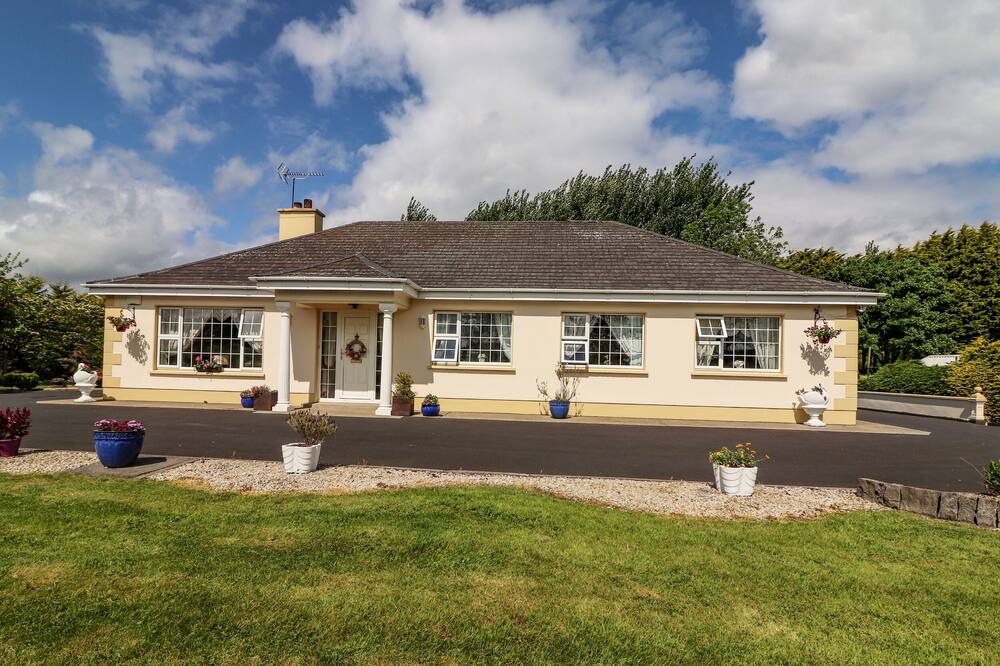 Photo of Outdoor in Lissycasey