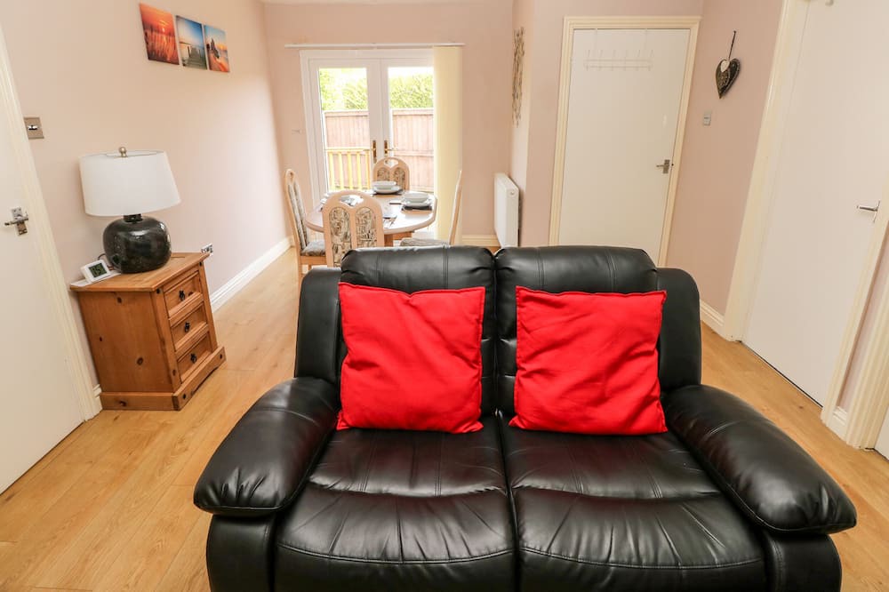 Photo of Livingroom in Llanteg