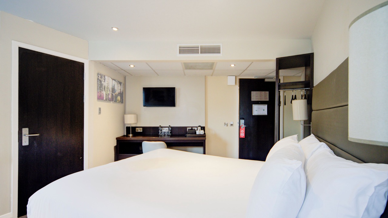 Photo of Bedroom in Newport