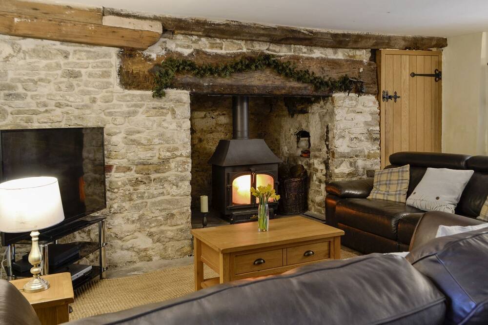 Photo of Livingroom in Bridgend