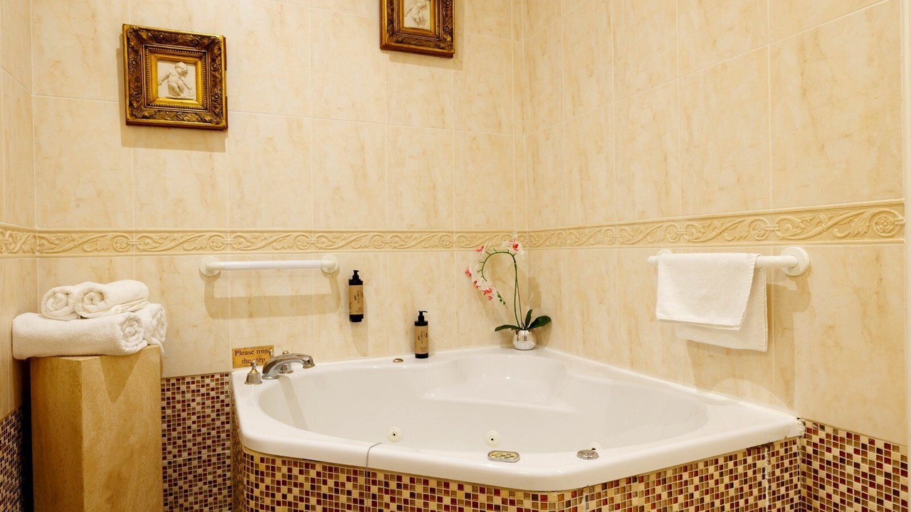 Photo of Bathroom in Rahardrum