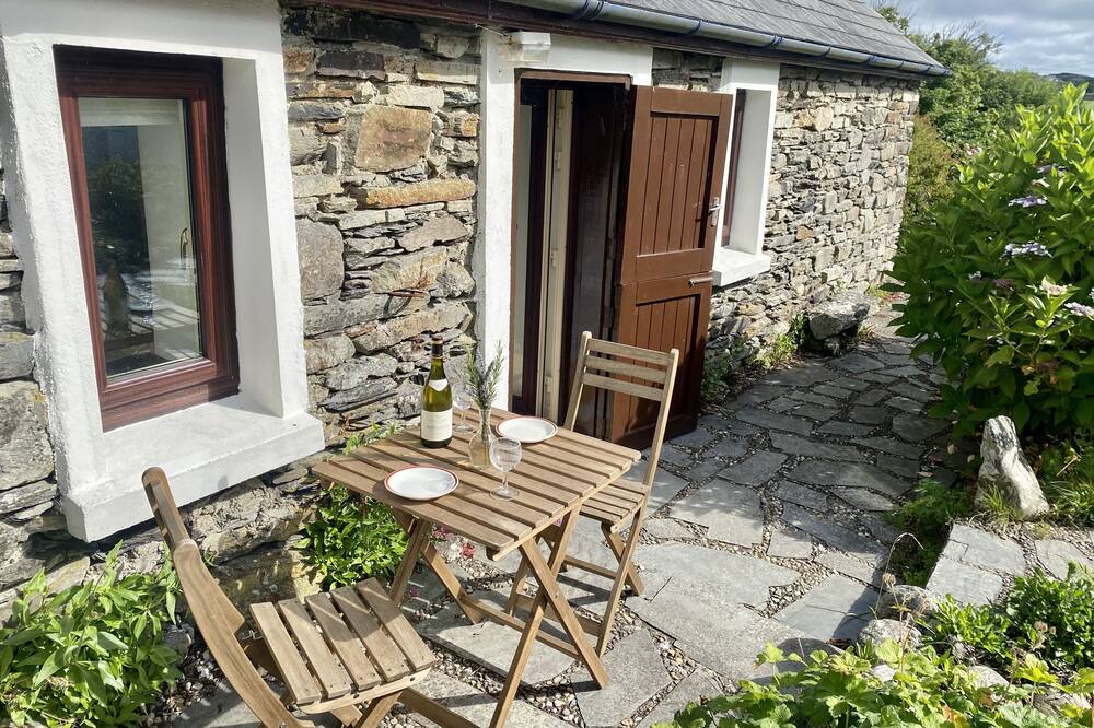 Photo of Patio Balcony in Ardnatrush
