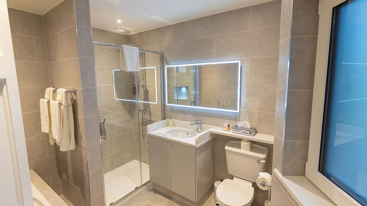 Photo of Bathroom in Ballybunion