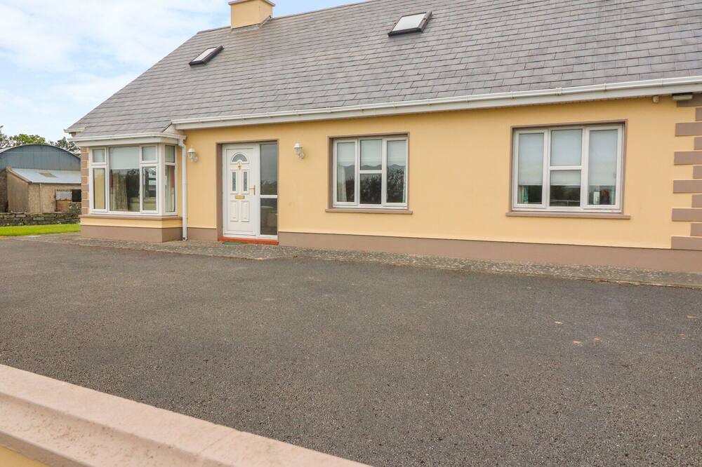Photo of Outdoor in Quilty