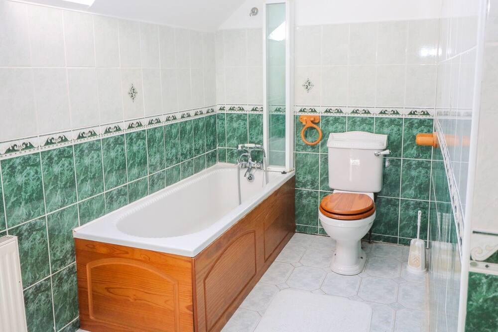 Photo of Bathroom in Quilty