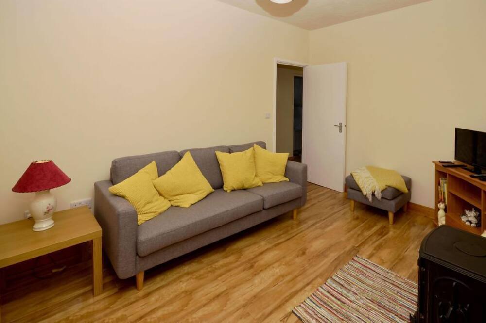 Photo of Livingroom in Tully