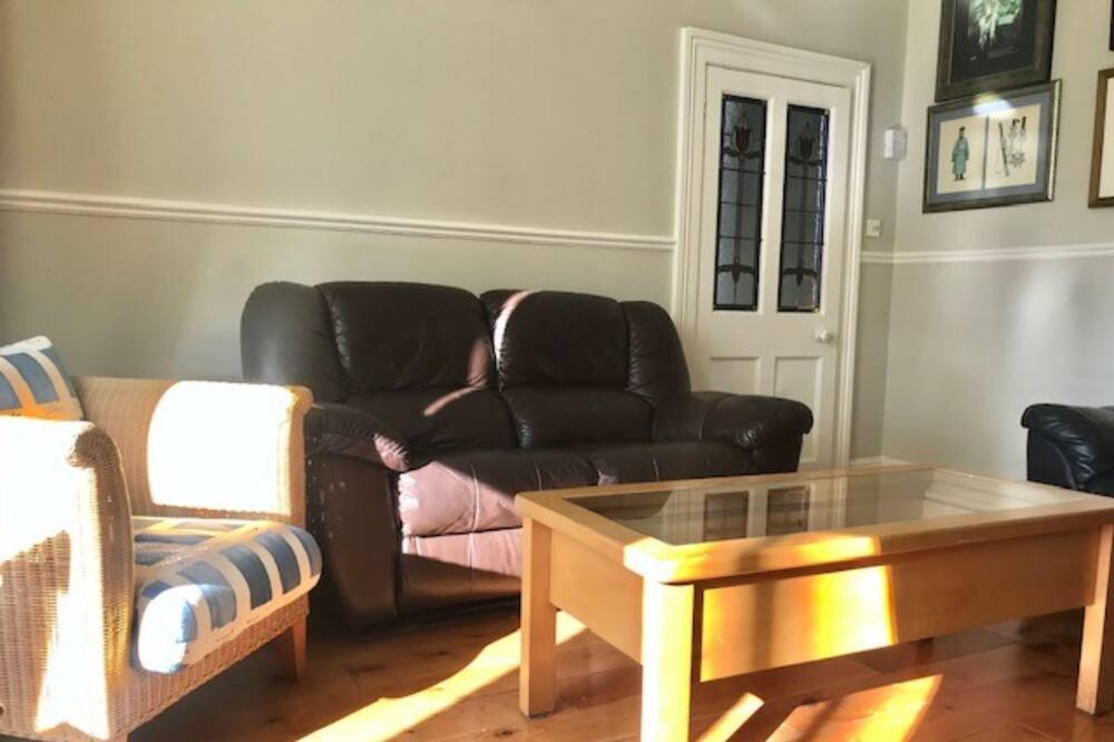 Photo of Livingroom in Glasnevin