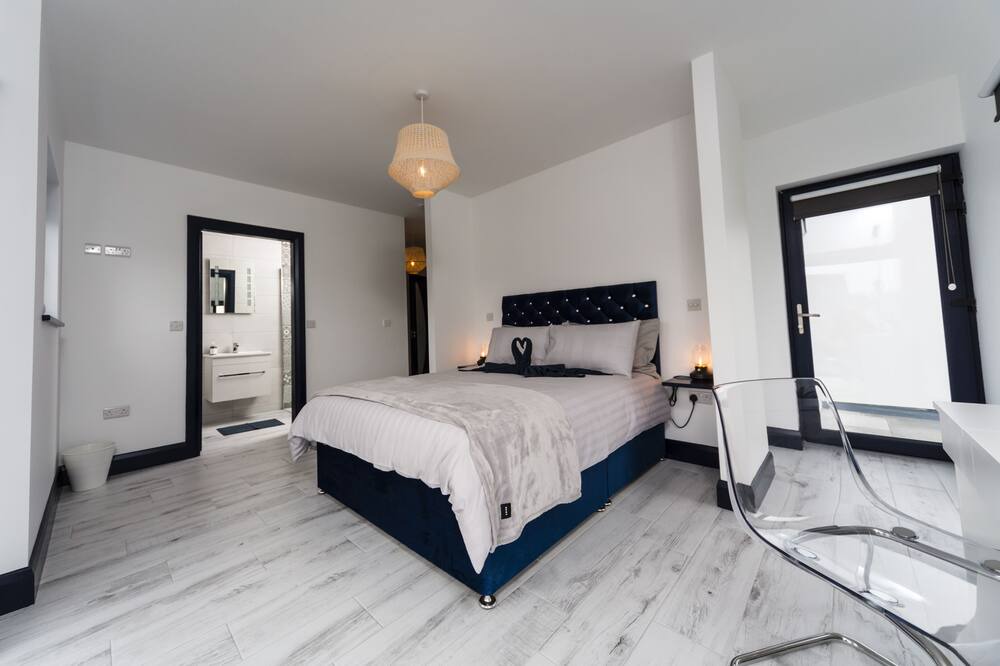Photo of Bedroom in Sleaveen