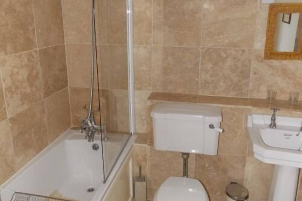 Photo of Bathroom in Kilmallock