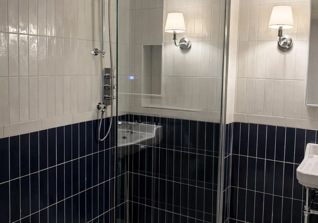 Photo of Bathroom in Lecemy