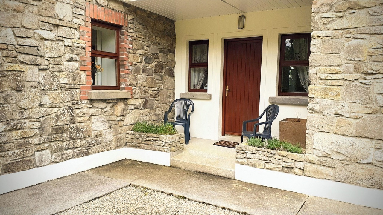 Photo of Outdoor in Garrykennedy