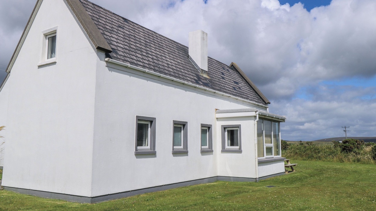 Photo of Outdoor in Keel