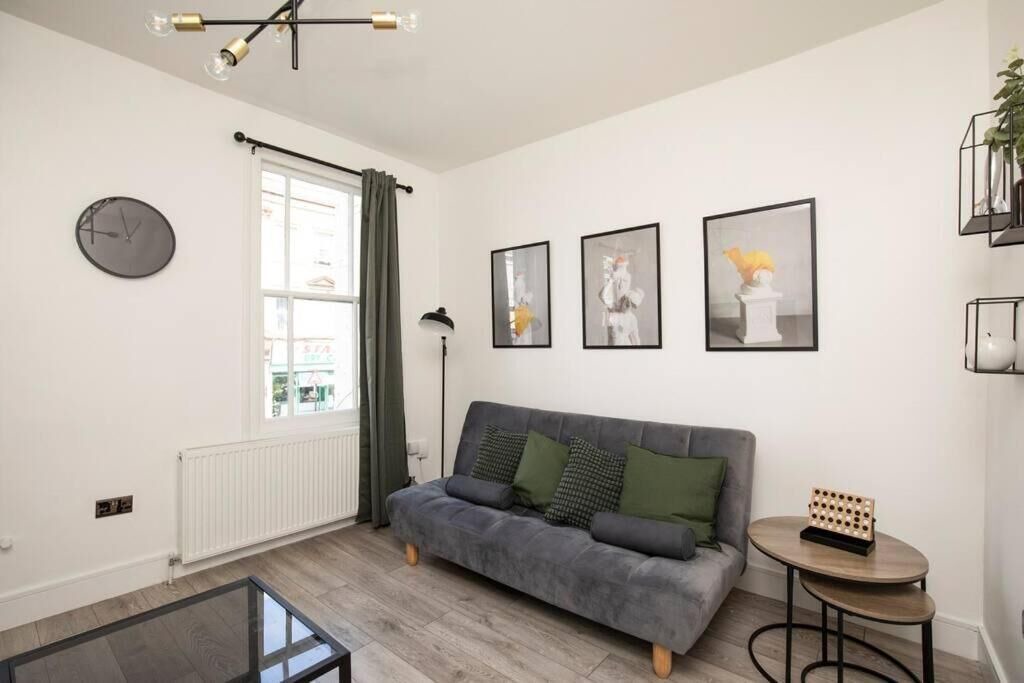 Photo of Livingroom in Camberwell