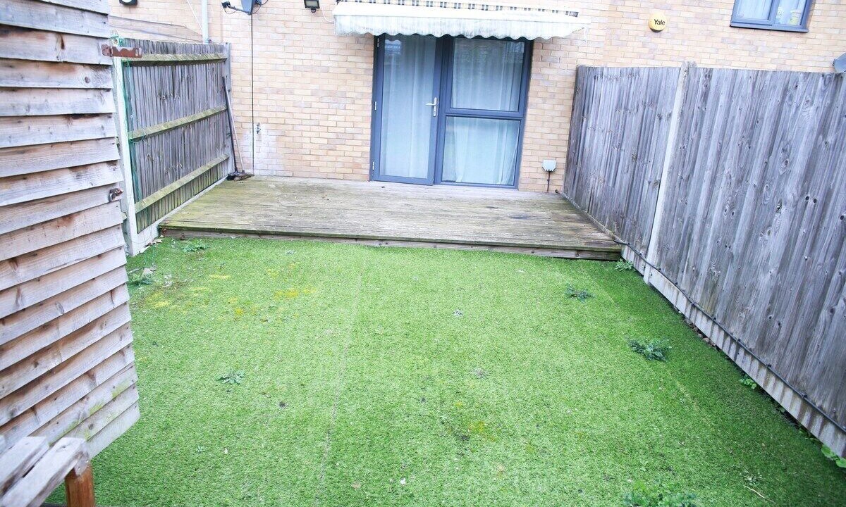 Photo of Outdoor in Charlton