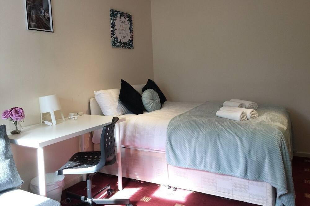 Photo of Bedroom in Fitzrovia