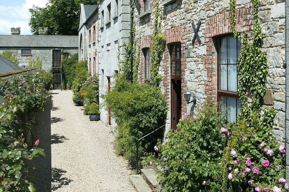 Photo of Others in Kingscourt