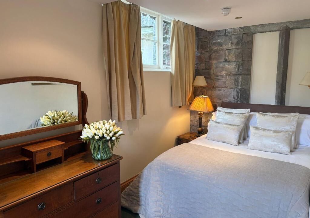 Photo of Bedroom in Abercwmboi