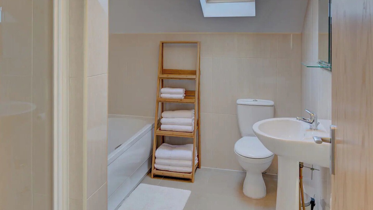 Photo of Bathroom in Banna