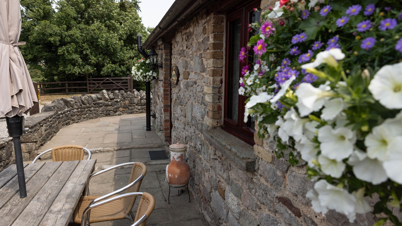 Photo of Outdoor in Pyle