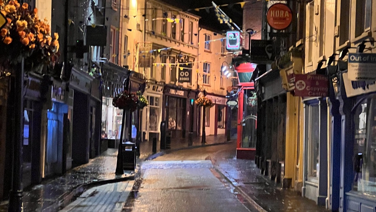 Photo of Others in Ennis