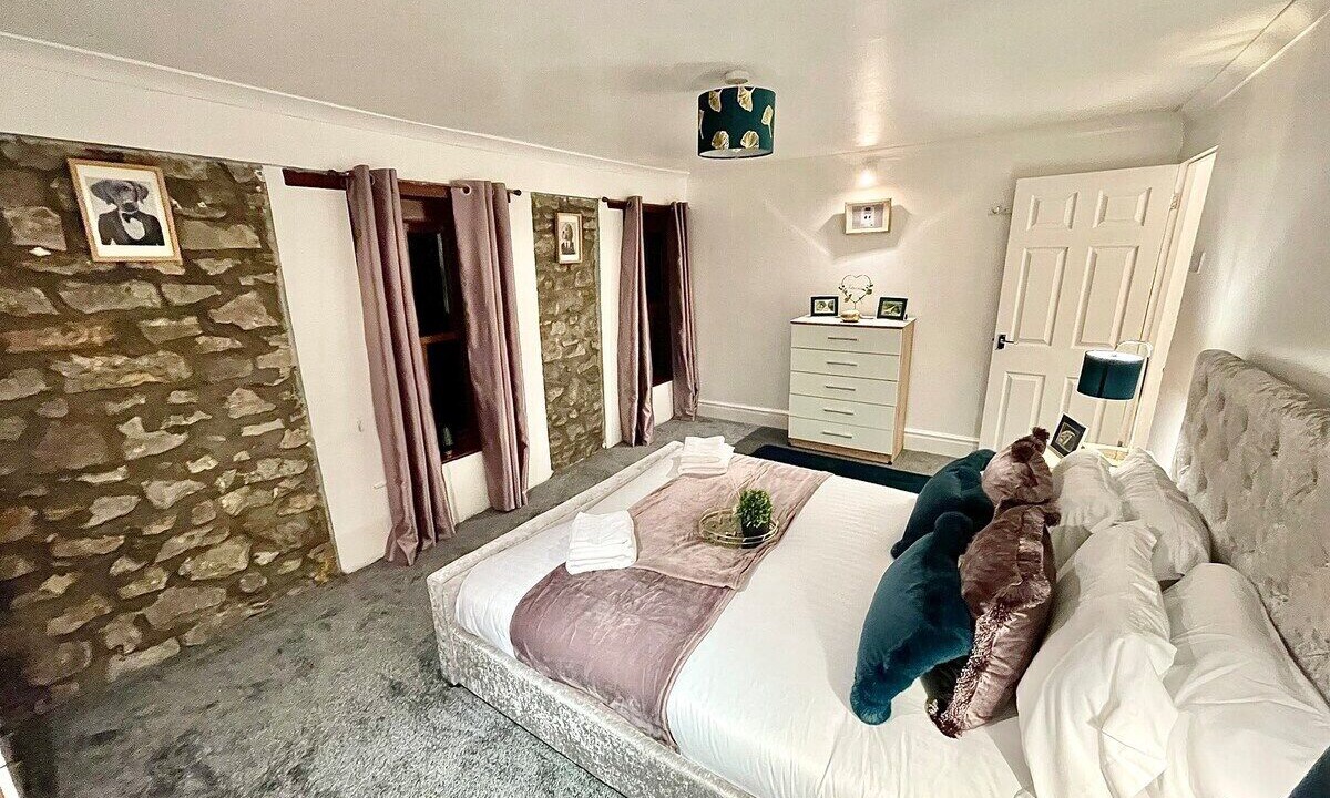 Photo of Bedroom in Llantarnam