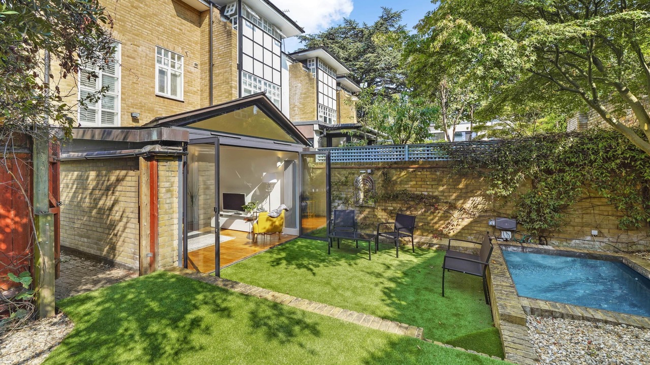 Photo of Outdoor in Clapham